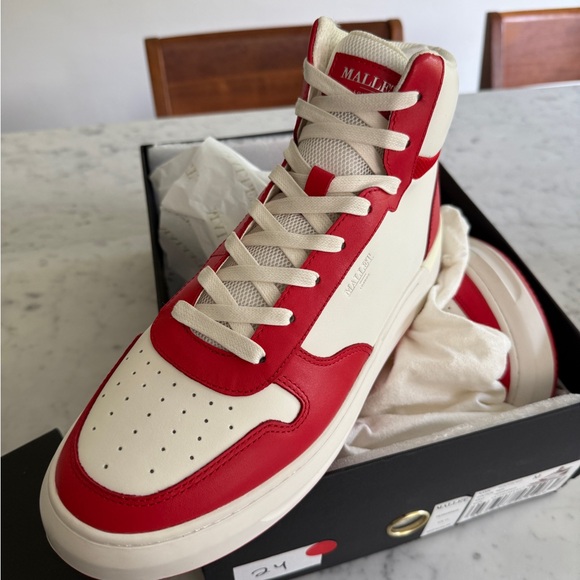 Saks Fifth Avenue Vibrant Red Sole Footwear - Picture 4 of 8